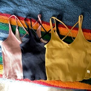 Vuori Built In Bra Tank Top Set